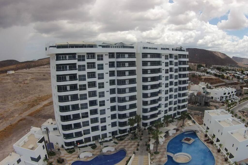 Condo En Torres Cantera De 2 Recamaras 2 1/2 Banos Ла-Пас Екстер'єр фото